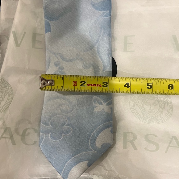 VERSACE TIE - Picture 2 of 4